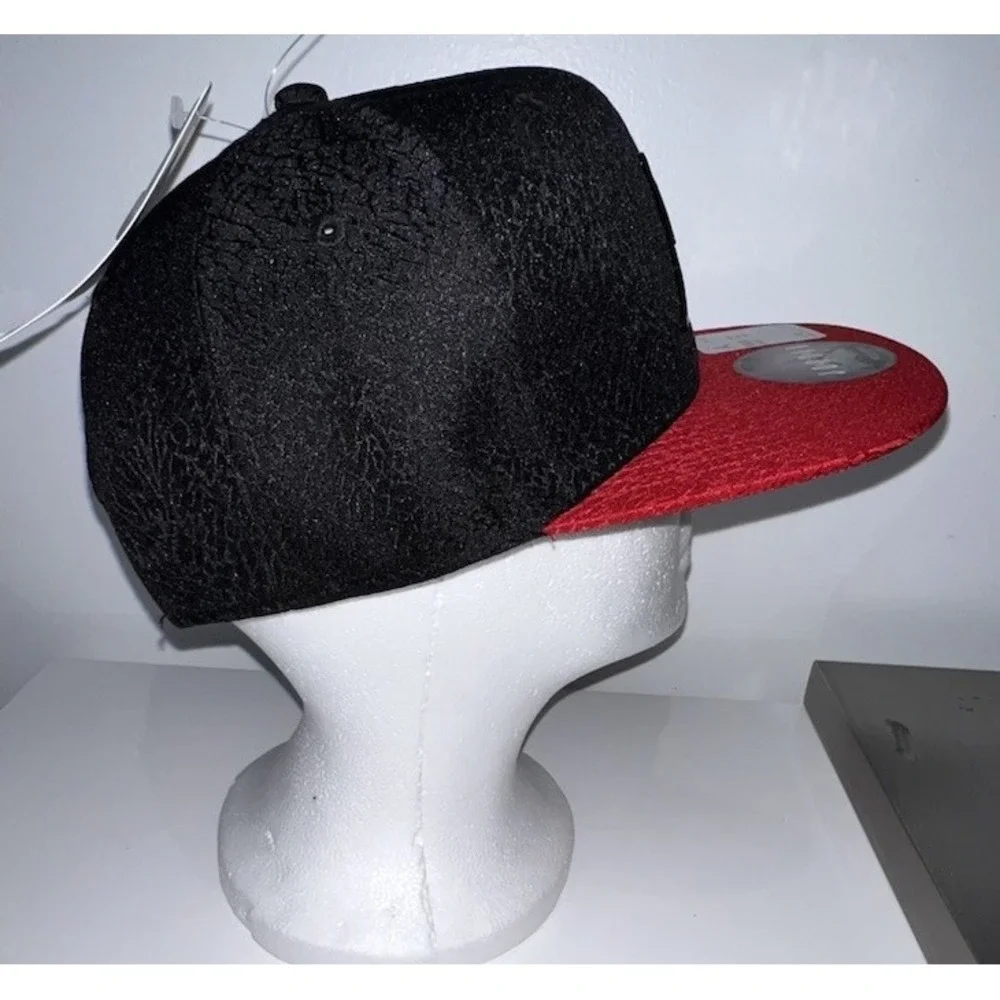 (12)Air JORDAN Metal JUMPMAN Kids 8-20 Black/Red Cap Hat Adjustable Snapback